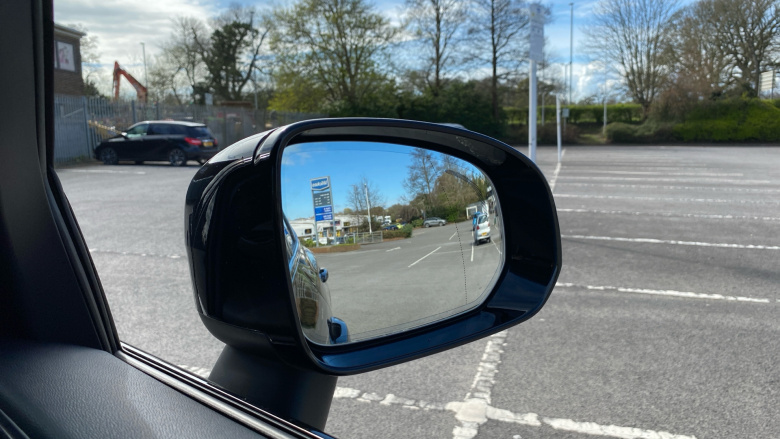 Volvo XC60 2.0 B5P Plus Black Edition 5dr AWD Geartronic Petrol Estate